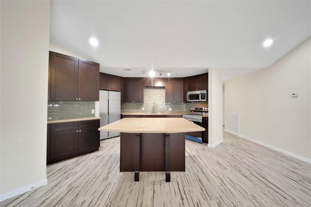 10904 Birch Drive, La Porte, TX 77571
