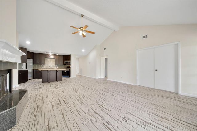 10904 Birch Drive, La Porte, TX 77571