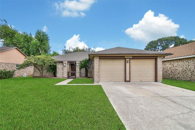10904 Birch Drive, La Porte, TX 77571