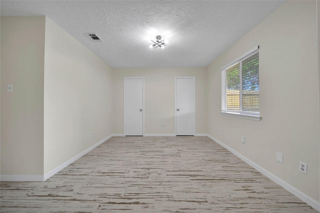 10904 Birch Drive, La Porte, TX 77571