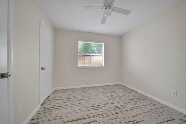 10904 Birch Drive, La Porte, TX 77571