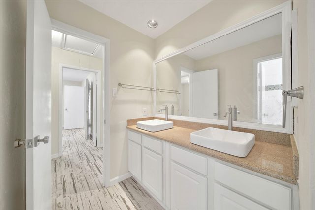 10904 Birch Drive, La Porte, TX 77571