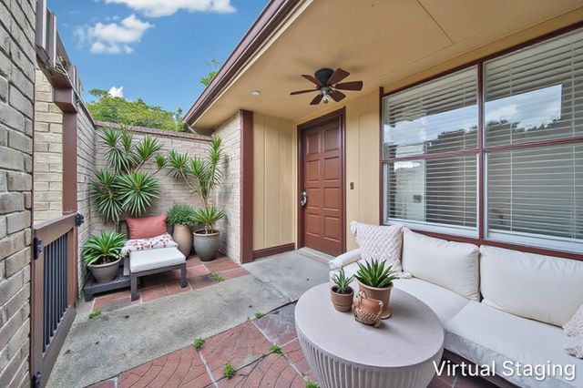 10904 Birch Drive, La Porte, TX 77571