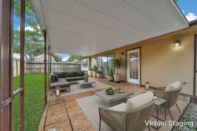 10904 Birch Drive, La Porte, TX 77571
