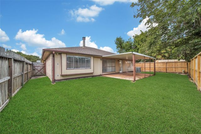 10904 Birch Drive, La Porte, TX 77571