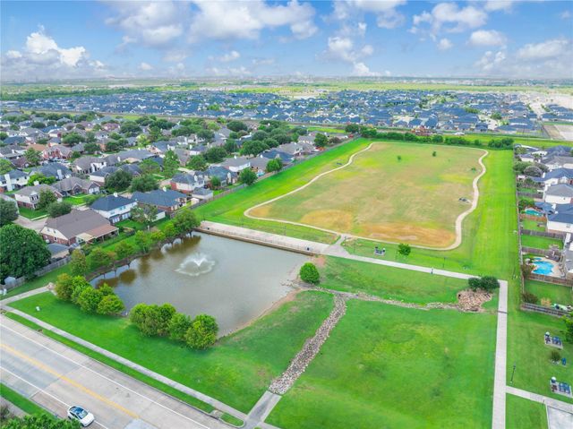 10904 Birch Drive, La Porte, TX 77571