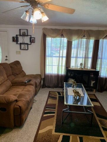 307 Glen Street, Summerville, SC 29483