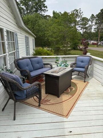 307 Glen Street, Summerville, SC 29483