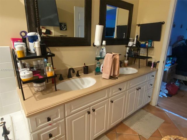 29490 SW 193 AVE, Homestead, FL 33030