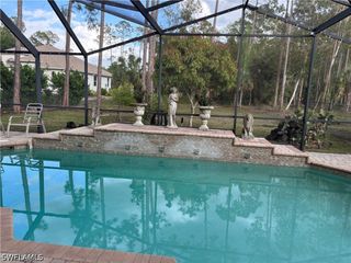 1156 Oakes BLVD, Naples, FL 34119