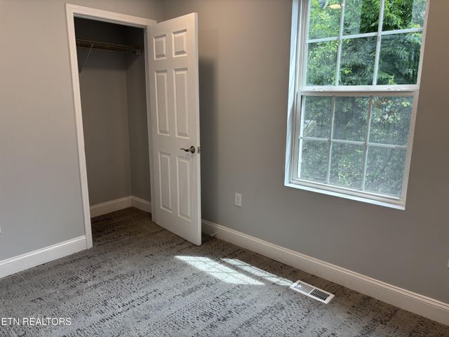 2549 Keith Ave, Knoxville, TN 37921