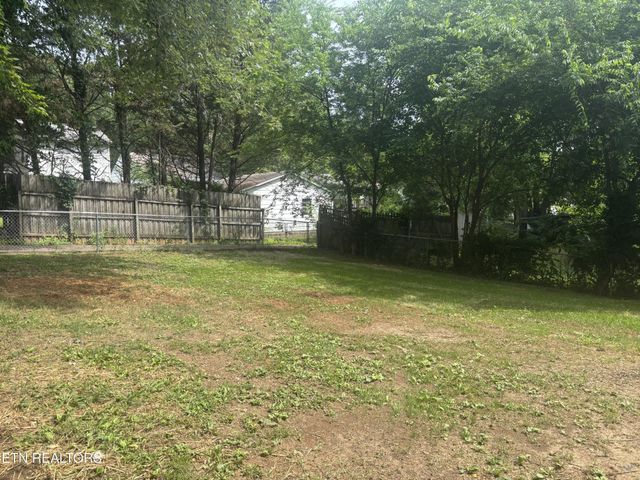 2549 Keith Ave, Knoxville, TN 37921