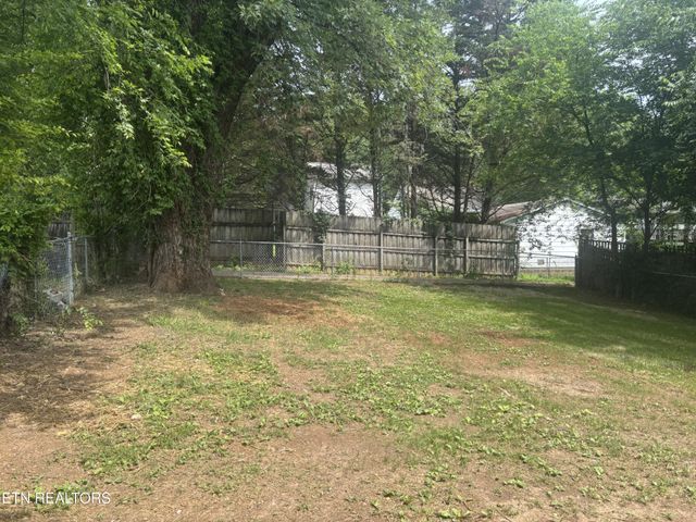 2549 Keith Ave, Knoxville, TN 37921