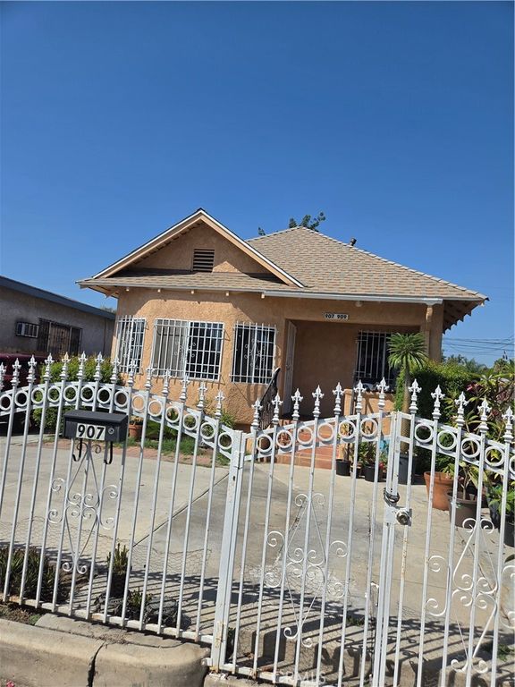 907 E 50th, Los Angeles, CA 90011 — exterior