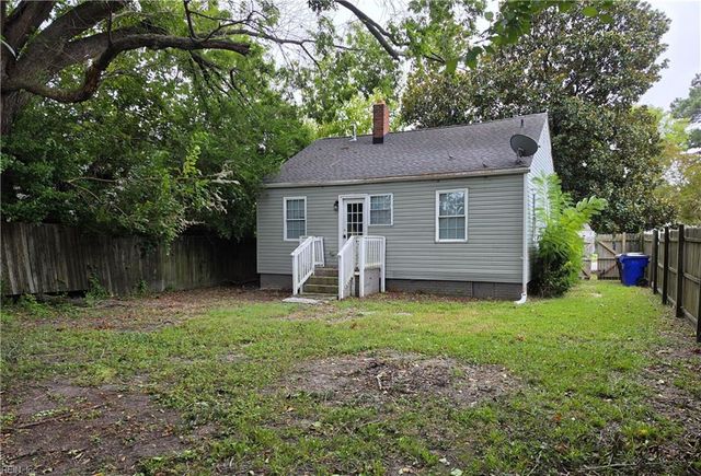 2744 Mapleton AVE, Norfolk, VA 23504