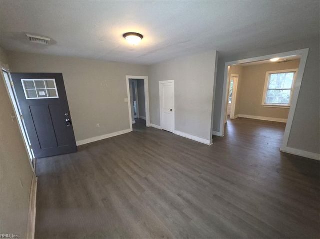 2744 Mapleton AVE, Norfolk, VA 23504