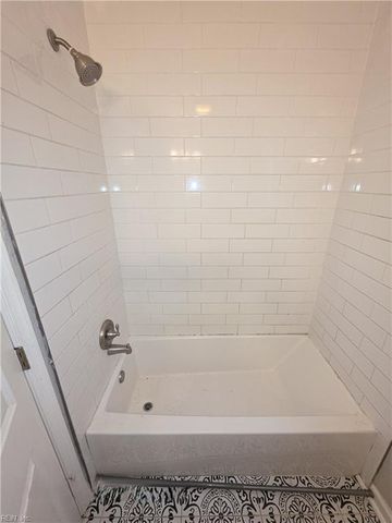2744 Mapleton AVE, Norfolk, VA 23504