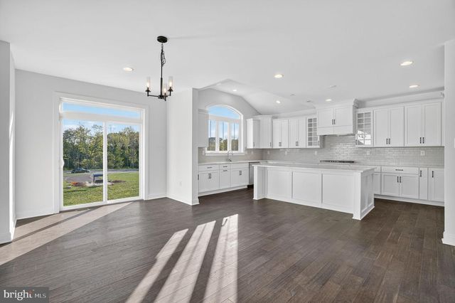 409 LONGVIEW DR, Collegeville, PA 19426