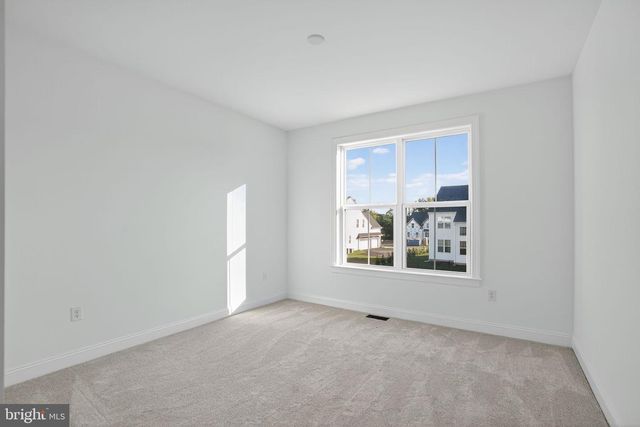 409 LONGVIEW DR, Collegeville, PA 19426