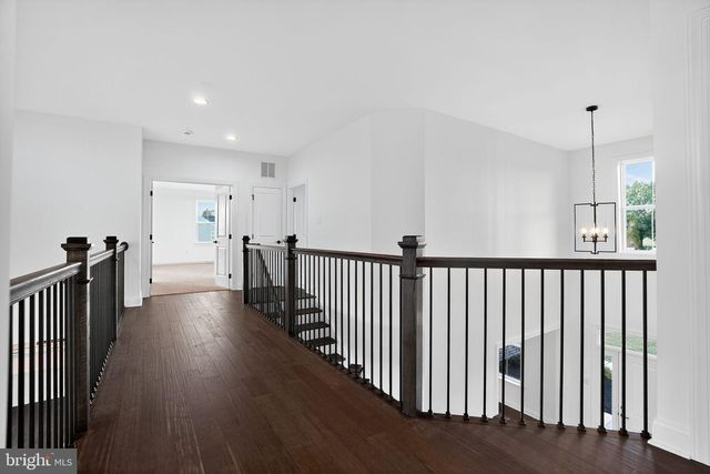 409 LONGVIEW DR, Collegeville, PA 19426