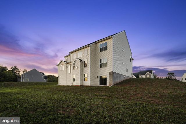 409 LONGVIEW DR, Collegeville, PA 19426