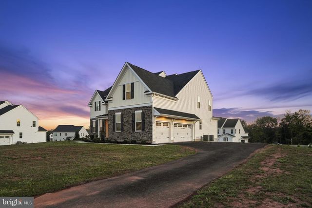 409 LONGVIEW DR, Collegeville, PA 19426