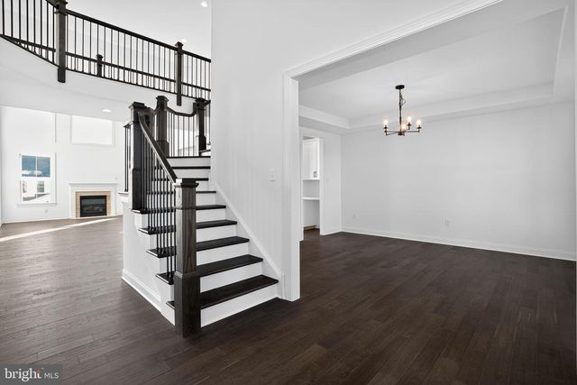 409 LONGVIEW DR, Collegeville, PA 19426