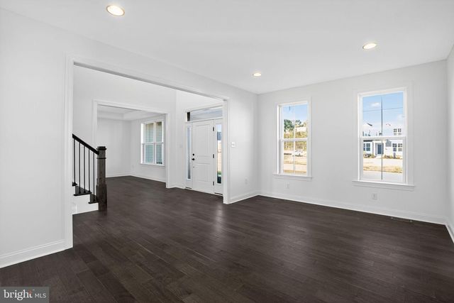 409 LONGVIEW DR, Collegeville, PA 19426