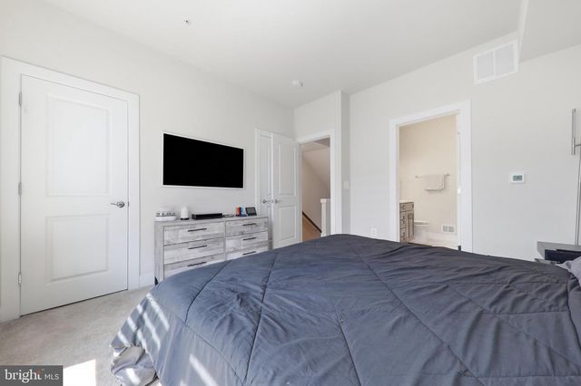 1211 VERMEER AVE, Gaithersburg, MD 20878