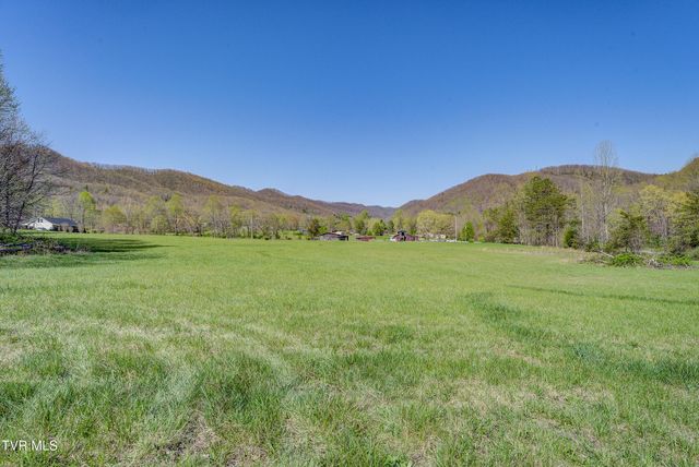 724 Dry Creek Road, Jonesborough, TN 37659