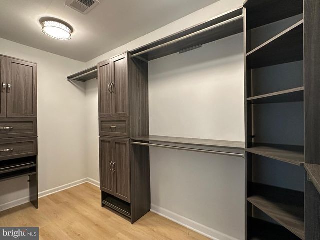 25274 GOTHIC SQ, Chantilly, VA 20152