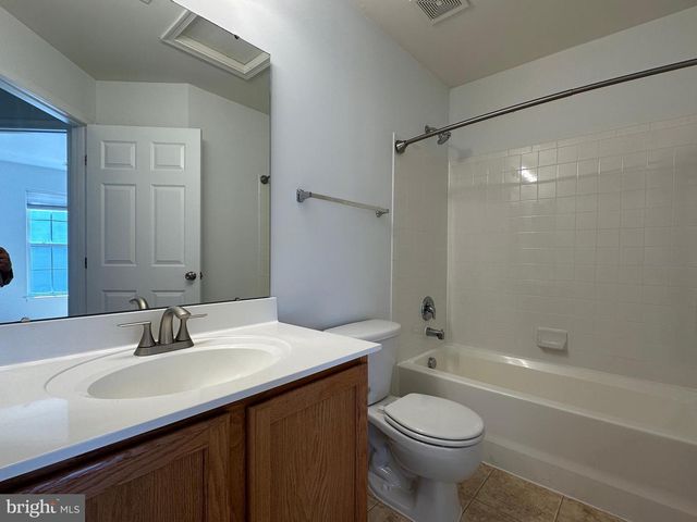 25274 GOTHIC SQ, Chantilly, VA 20152