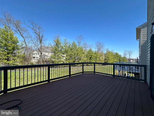 25274 GOTHIC SQ, Chantilly, VA 20152