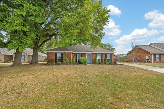 106 Shannon Court, Prattville, AL 36066