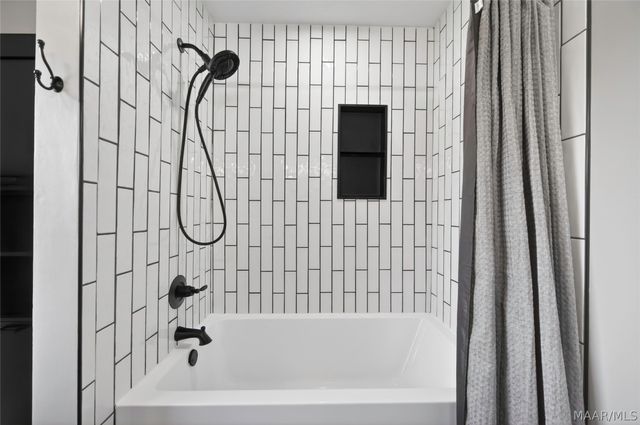 106 Shannon Court, Prattville, AL 36066