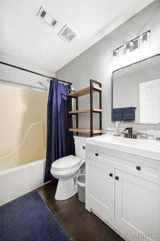 106 Shannon Court, Prattville, AL 36066