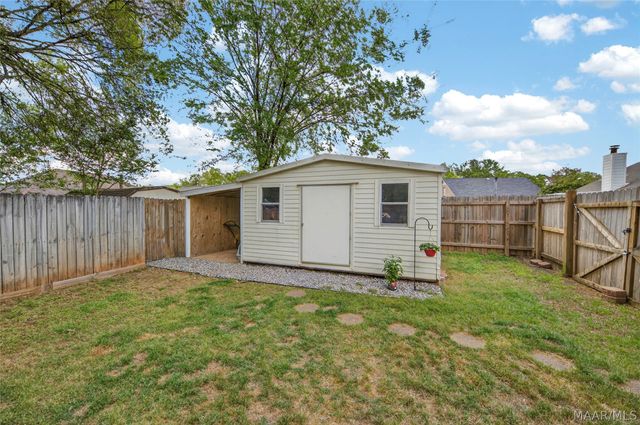 106 Shannon Court, Prattville, AL 36066