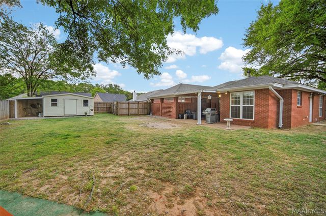 106 Shannon Court, Prattville, AL 36066