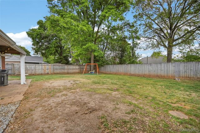 106 Shannon Court, Prattville, AL 36066