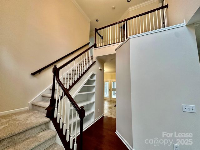 126 Lake Davidson Circle, Davidson, NC 28036