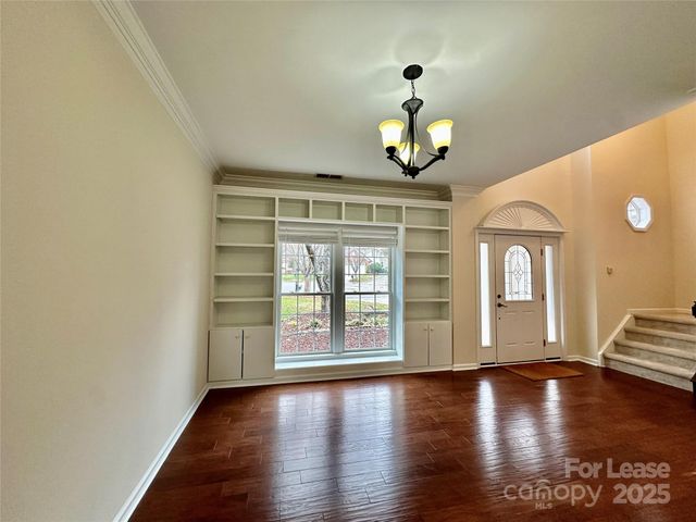 126 Lake Davidson Circle, Davidson, NC 28036