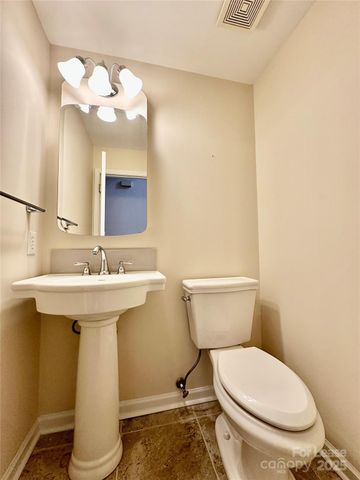 126 Lake Davidson Circle, Davidson, NC 28036