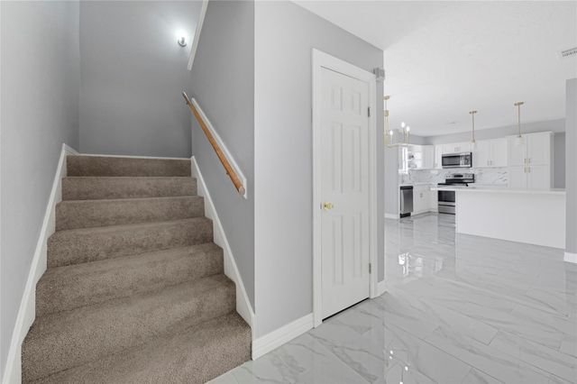 6326 Cambridge Glen Lane, Houston, TX 77035