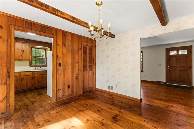 9 E Harbor Drive, Teaticket, MA 02536