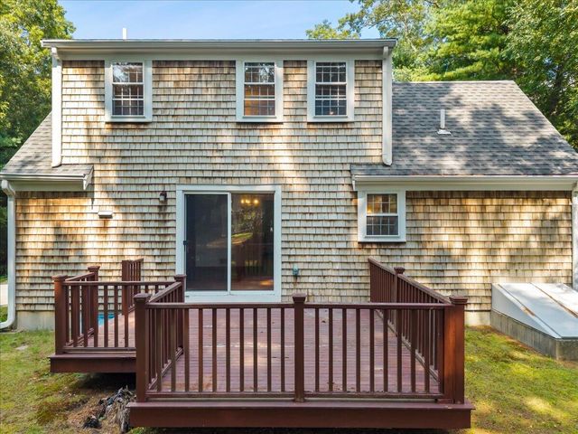 9 E Harbor Drive, Teaticket, MA 02536