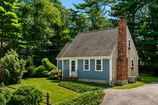 9 E Harbor Drive, Teaticket, MA 02536