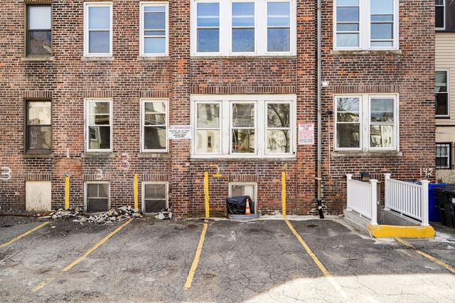 142 Sutherland Rd. 1, Boston, MA 02135