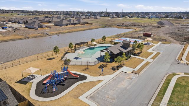 6321 N 24th Street, Broken Arrow, OK 74014