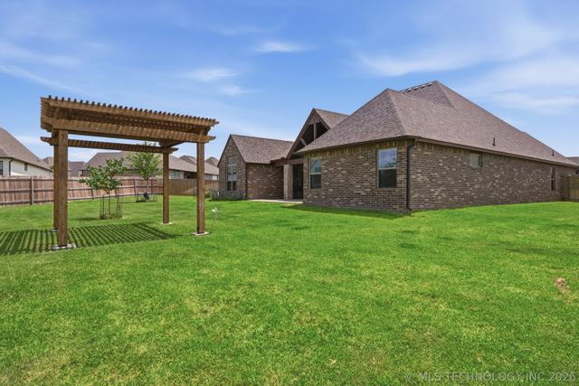 6321 N 24th Street, Broken Arrow, OK 74014