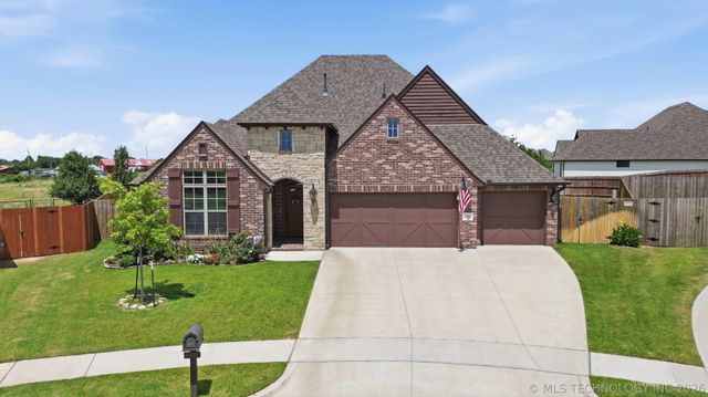 6321 N 24th Street, Broken Arrow, OK 74014